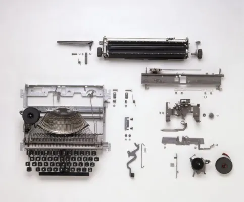 אמנות תיקון מכונות הכתיבה האלגנטיות, ולא דיי גוססות