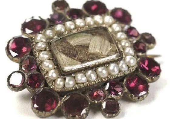 Sick But True: Victorian Fashionistas Made Jewelries from Human Hair