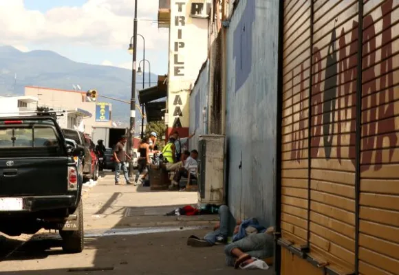 U mudellu di u Costa Rica: Perchè a Decriminalizazione di l'Utilizazione di Droga à volte ùn Basta