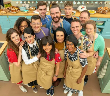Os padeiros competindo na 10ª temporada do Great British Bake-Off, que será a coleção 7 do Great British Baking Show na Netflix