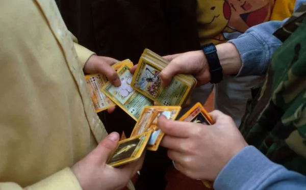 Лажне Покемон картице продате ИоуТубе-има за 290.000 фунти