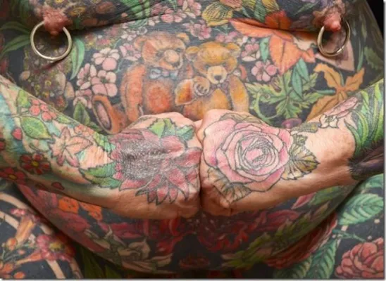 Cilvēka pelts: māksla saglabāt tetovētu ādu pēc nāves